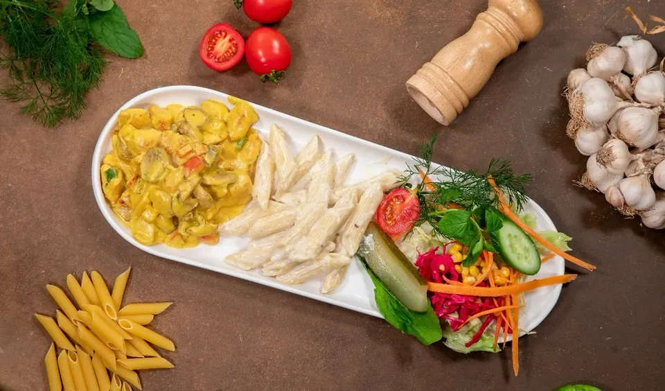 KÖRİ SOSLU TAVUK
